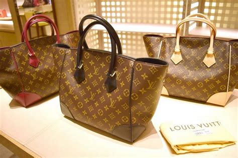 harga tas louis vuitton original second|harga tas Louis Vuitton.